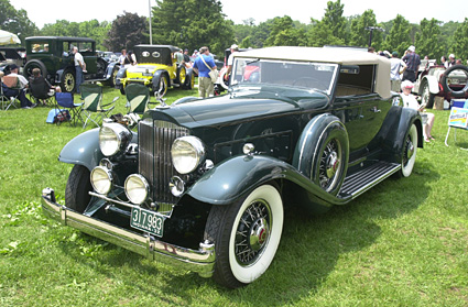[1932 Packard 905 Coupe Roadster/Owners - Gene & Sally Perkins]